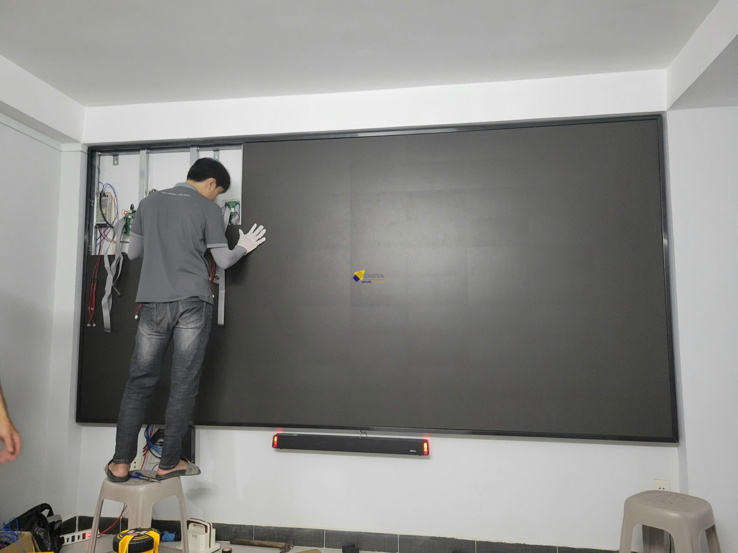 Màn Hình LED 100 inch z5801268755279 07013c8b5daf546cfe0f9519550b060b