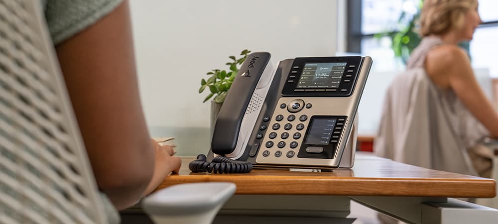Điện Thoại IP Poly Edge E400 Poly Edge E450 Phone features1695741637552880